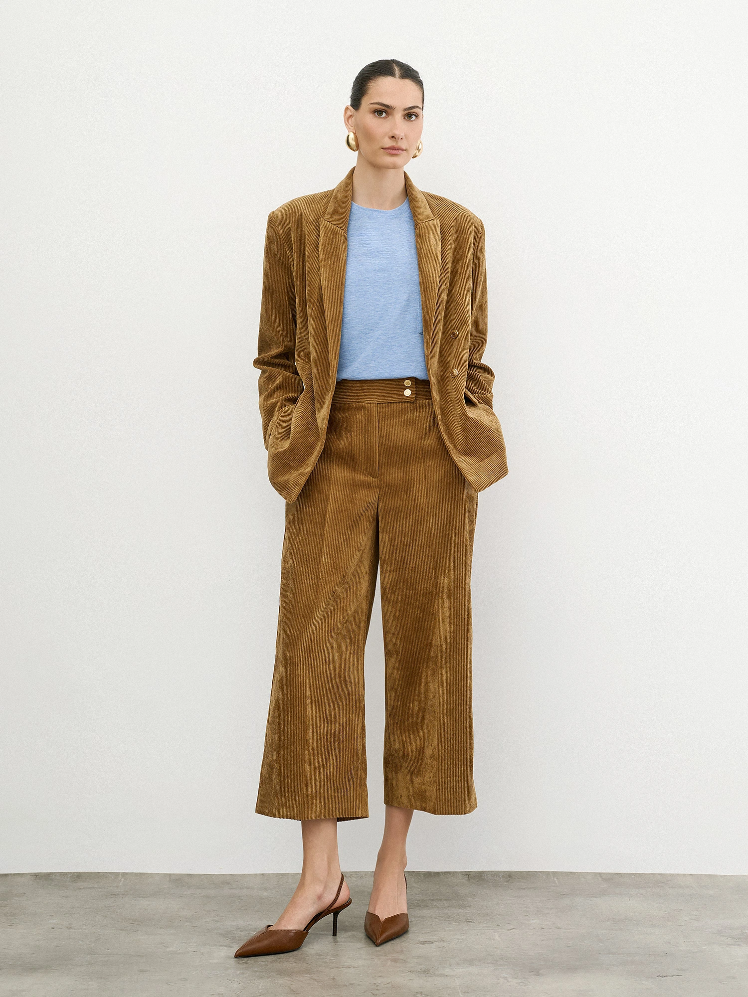 Παντελόνι crop κοτλέ σε bronze απόχρωση Bronze - φωτογραφία 1