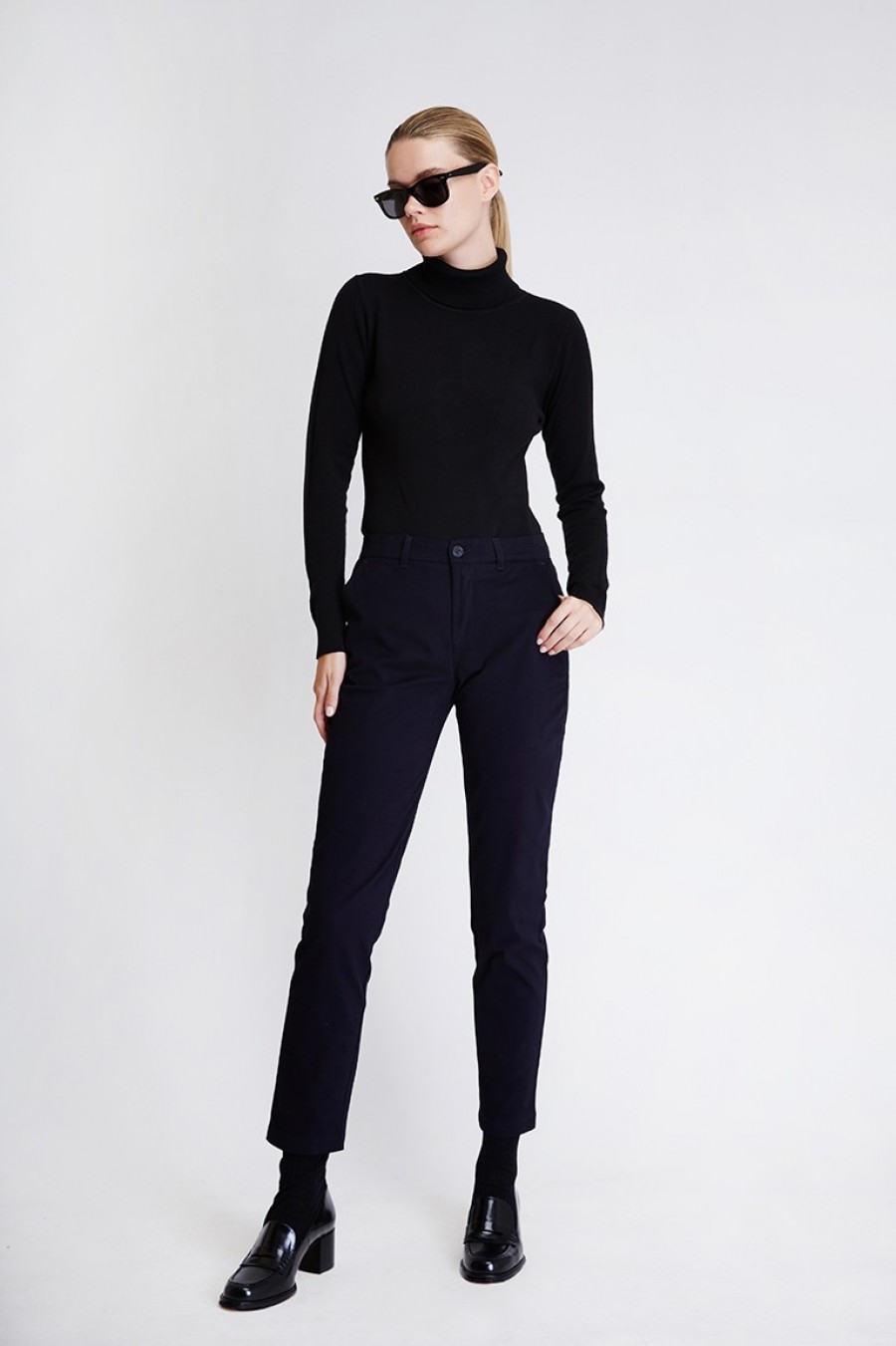 Sarah Lawrence παντελόνι high waist chino Μαύρο - φωτογραφία 1